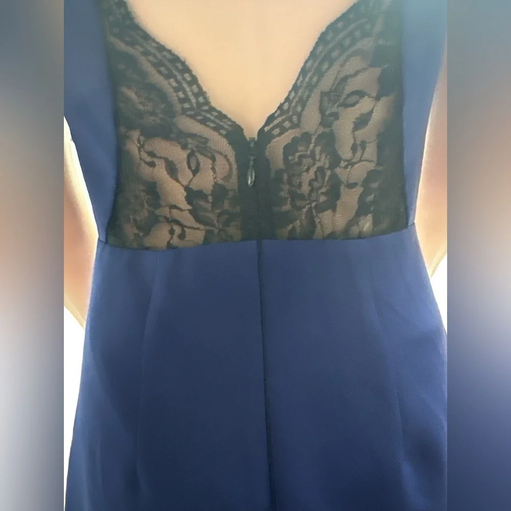 Express - EC - Picture 4 of 5